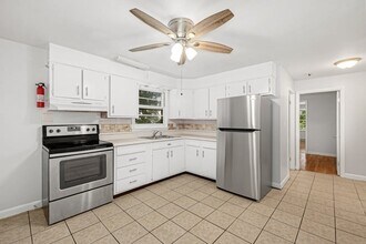22 SW Cutoff in Northborough, MA - Building Photo - Building Photo