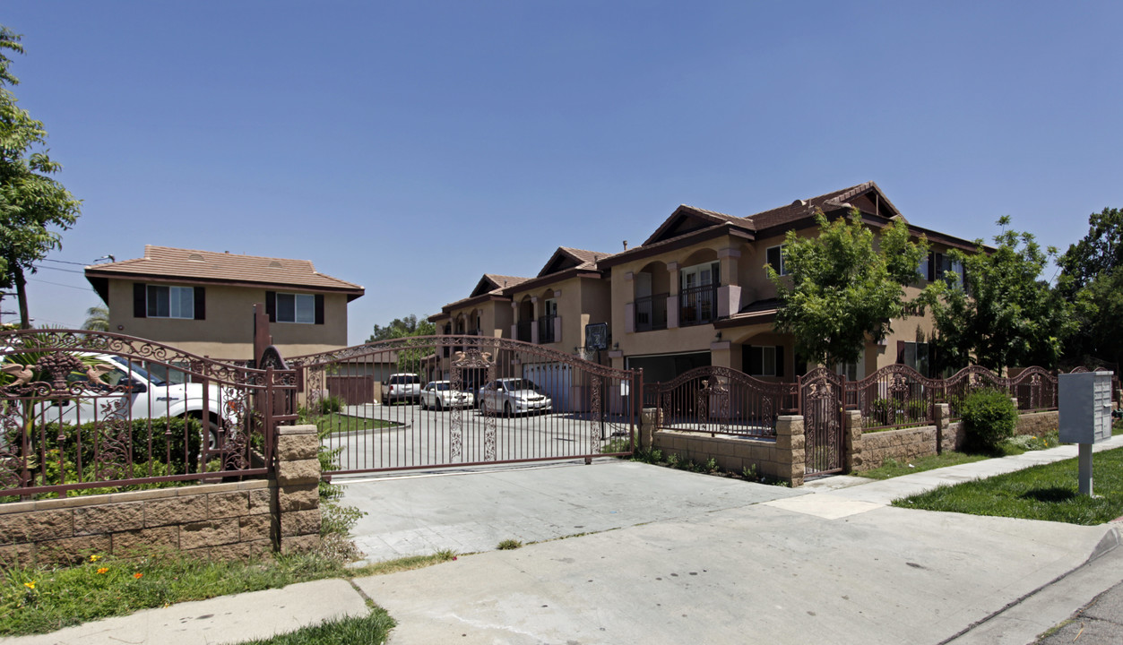 273 N Lilac Ave in Rialto, CA - Building Photo