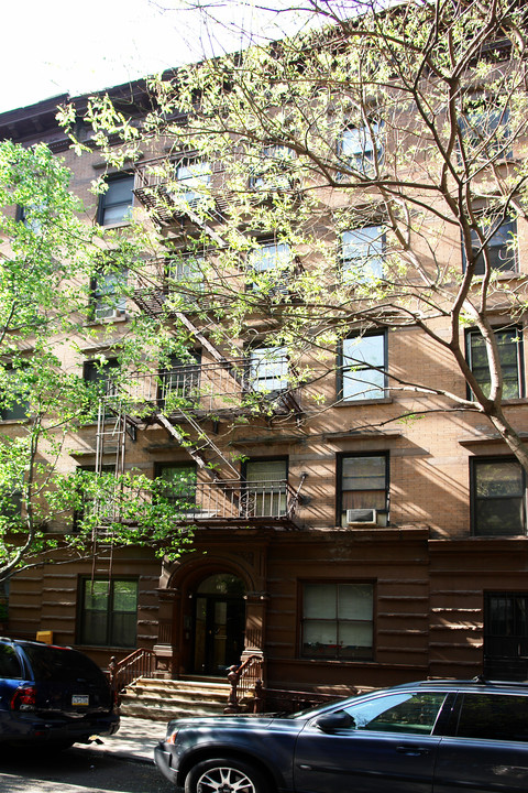 206 W 88th St in New York, NY - Building Photo