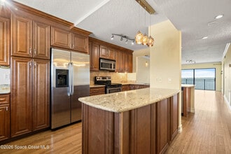 3901 Dixie Hwy NE in Palm Bay, FL - Building Photo - Building Photo