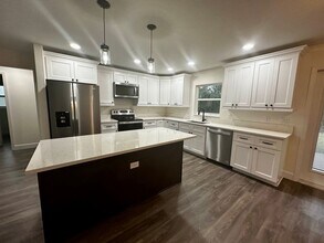 5123 W Greensilky Ln in Lecanto, FL - Building Photo - Building Photo
