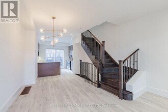 99 The Queensway in Toronto, ON - Building Photo - Building Photo