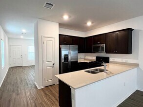 14212 Lyndora Ln in Pflugerville, TX - Building Photo - Building Photo