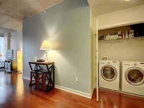 360 Nueces St, Unit 1904 in Austin, TX - Building Photo - Building Photo
