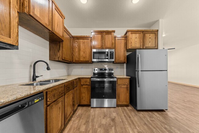 5904 Cactus Flower Ln
