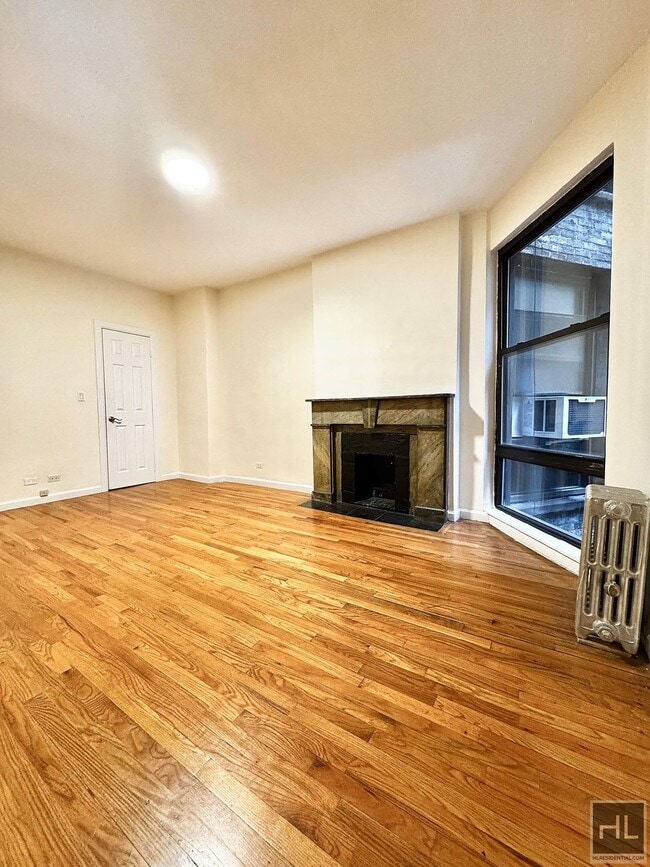 East 84th Street, Unit 2F in New York, NY - Building Photo - Building Photo