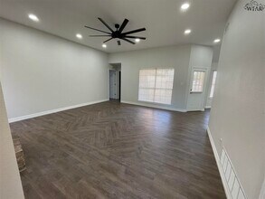 5203 Pebblestone Dr in Wichita Falls, TX - Building Photo - Building Photo
