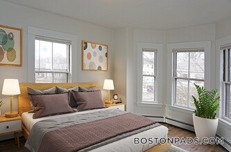 29-31-31 Maple St in Waltham, MA - Building Photo - Building Photo