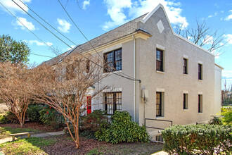 4474 MacArthur Blvd NW in Washington, DC - Building Photo - Building Photo