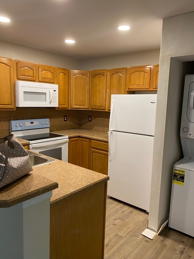 1431 Sheafe Ave NE in Palm Bay, FL - Building Photo - Building Photo