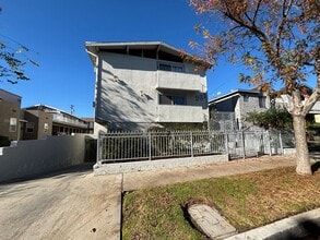 Tujunga, 231 in Burbank, CA - Building Photo - Building Photo