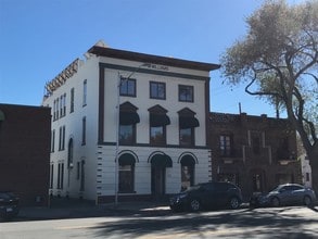 112 Colorado Ave, Unit B in Pueblo, CO - Building Photo - Building Photo