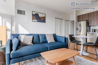 340 E North Water St, Unit FL38-ID1420 in Chicago, IL - Building Photo - Building Photo