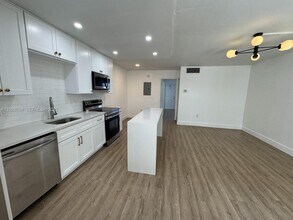 1720 Cleveland St in Hollywood, FL - Building Photo - Building Photo