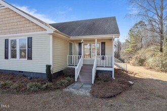 1334 Langdon Rd in Angier, NC - Foto de edificio - Building Photo