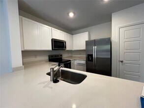 2959 Canary Ave in Davenport, FL - Building Photo - Building Photo