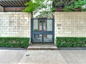 3827 Commerce St in Dallas, TX - Building Photo - Building Photo