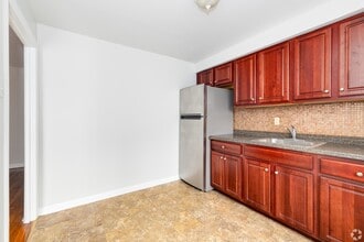 Drexel Apartments in Drexel Hill, PA - Building Photo - Building Photo