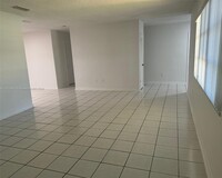 18810 SW 91st Ave in Cutler Bay, FL - Building Photo - Building Photo