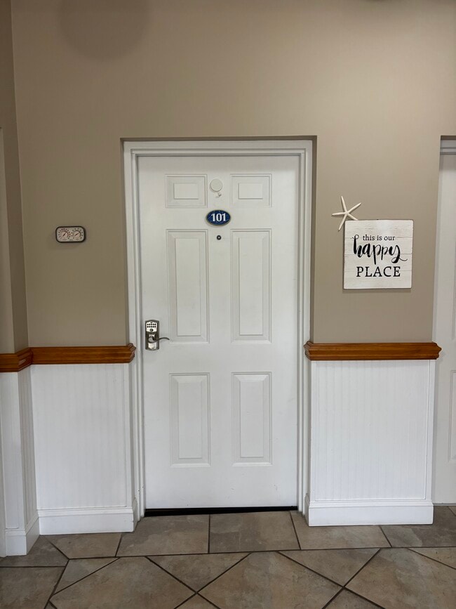 13242 Lake Shore Dr, Unit 101 in Cedar Lake, IN - Building Photo - Building Photo