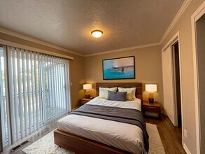 1104 Mazatlan Cir in Colorado Springs, CO - Foto de edificio - Building Photo