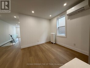 54 Vaughan Rd in Toronto, ON - Building Photo - Building Photo