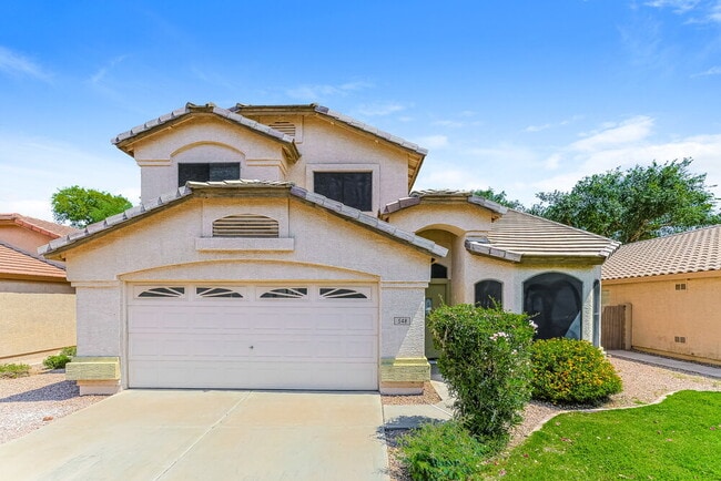 548 E Cathy Dr