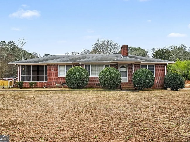 property at 4568 Austell Powder Springs Rd