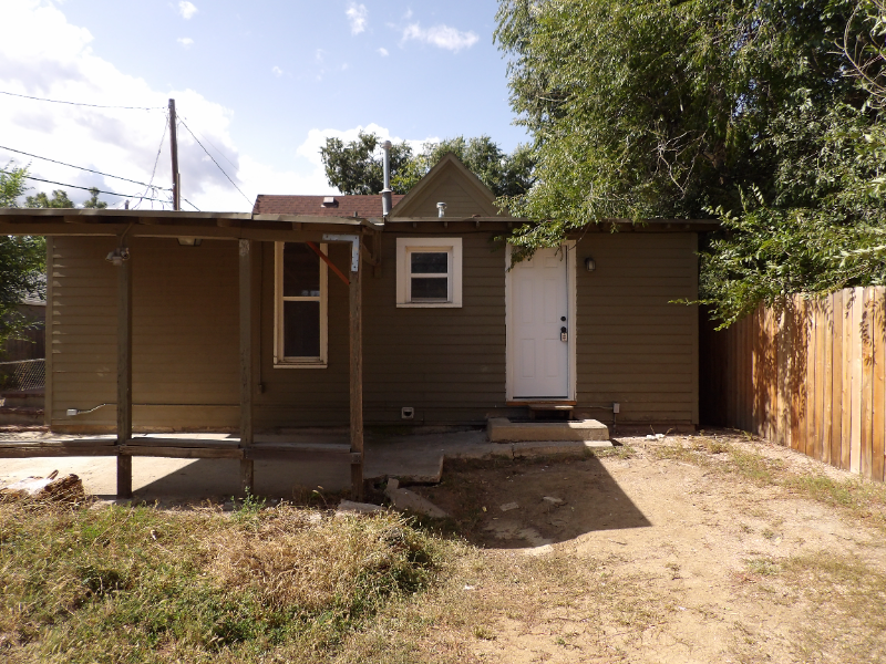 821 S Logan Ave in Colorado Springs, CO - Foto de edificio