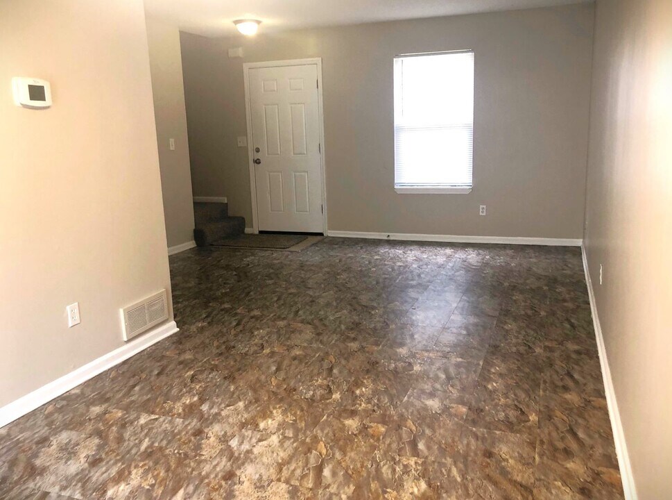 317-319 Ottawa St in Leavenworth, KS - Building Photo