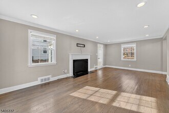 141 Passaic Ave in Summit, NJ - Building Photo - Building Photo