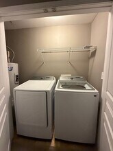 3921 Cherokee Woods Way in Knoxville, TN - Building Photo - Building Photo