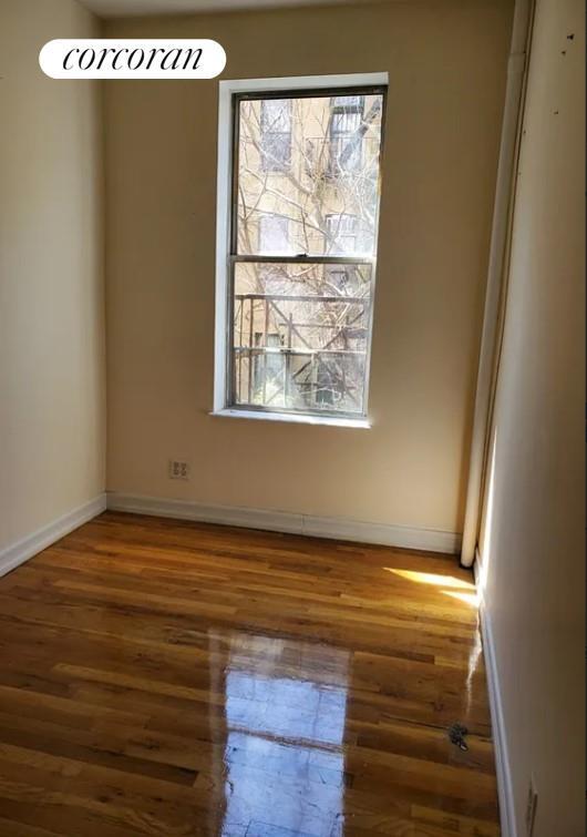 208 E 7th St in New York, NY - Building Photo - Building Photo