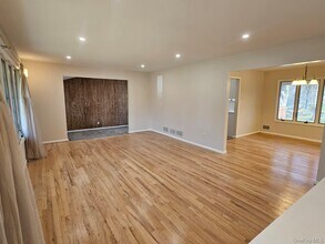 3 Glenbrook Rd in Monsey, NY - Building Photo - Building Photo