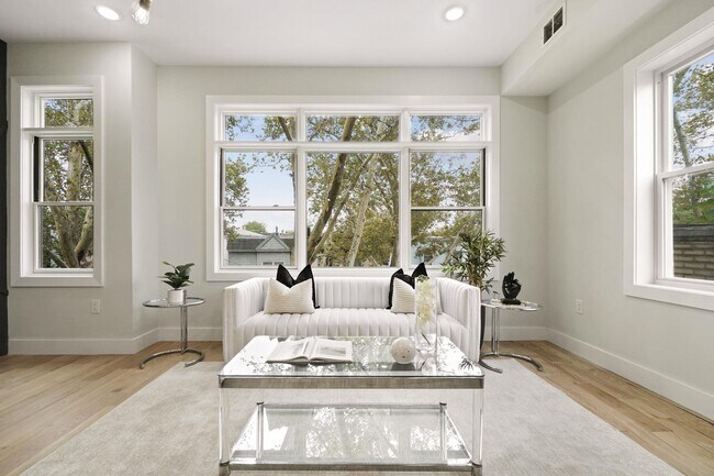 7 Lienau Pl-Unit -2 in Jersey City, NJ - Building Photo - Building Photo