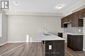 544 Promontory Pl in Ottawa, ON - Building Photo - Building Photo