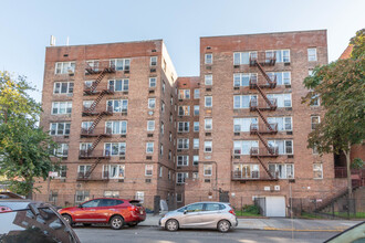 399-421 E 17th St in Brooklyn, NY - Building Photo - Building Photo