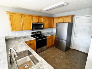 1005 Dayton Ct in Leland, NC - Building Photo - Building Photo