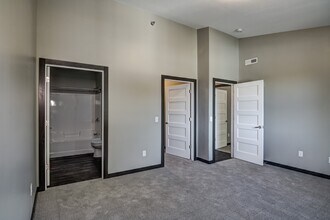 Ry Estates II in Altoona, WI - Building Photo - Interior Photo