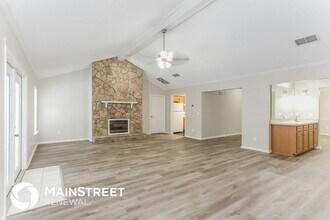 533 Majestic Wood Dr in Fleming Island, FL - Building Photo - Building Photo