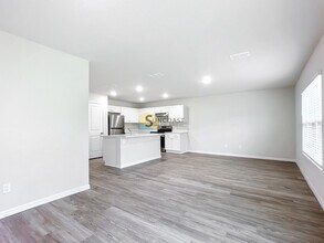 8 Wellwood Ln in Palm Coast, FL - Building Photo - Building Photo
