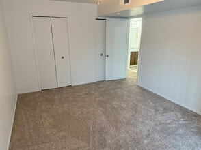 Century Square Townhomes in Taylor, MI - Building Photo - Building Photo