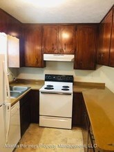 110 Chalfont Dr in Athens, GA - Building Photo - Building Photo