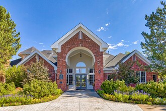 Windsor Meadow Hills in Aurora, CO - Foto de edificio - Building Photo