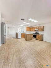 12005 Kilmartin Ln in Austin, TX - Building Photo - Building Photo