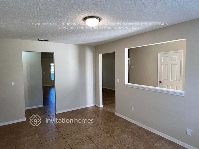 1091 SW California Blvd in Port St. Lucie, FL - Building Photo - Building Photo