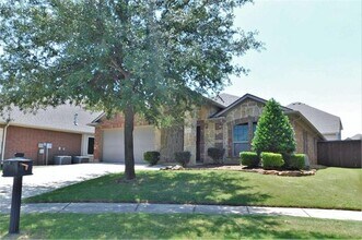 4502 Baytree Ave in Denton, TX - Building Photo - Building Photo