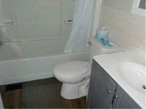 134 Orth Dr, Unit 140 in New Carlisle, OH - Building Photo - Building Photo