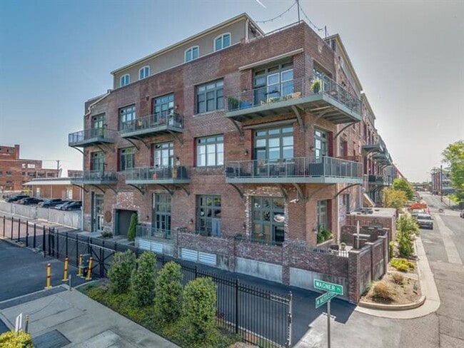 property at 435 S Front St