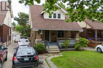 448 Rankin Ave in Windsor, ON - Building Photo - Building Photo
